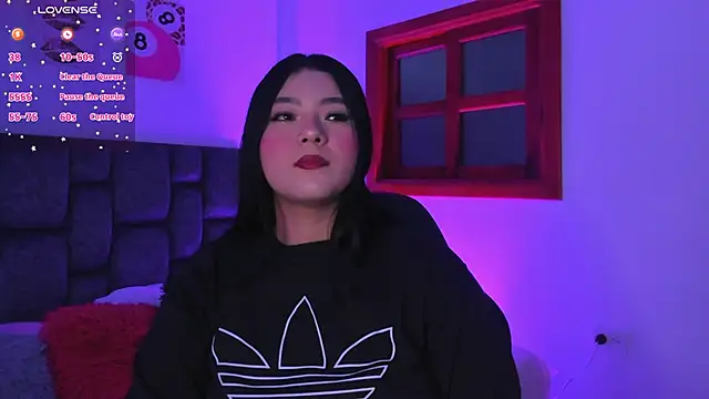 Madison Rosee online show from March 28, 12:33 am