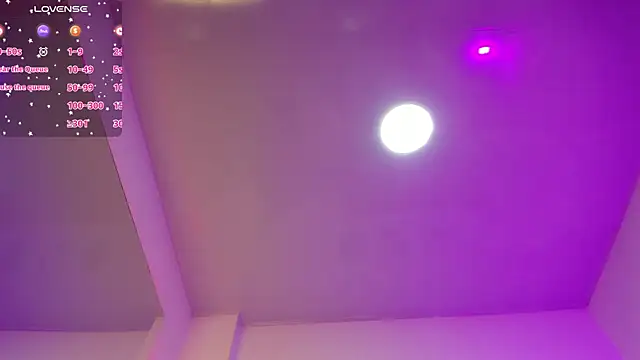 Madison Rosee online show from April 16, 12:44 am