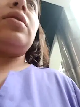 MajoArias online show from February 13, 5:25 pm