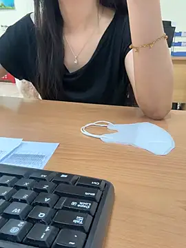 Celeste SexyY online show from April 16, 12:44 am