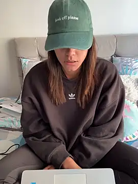 RachelWeisz  online show from April 18, 7:58 pm