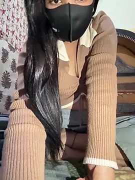 Cutedesigirl online show from February 17, 1:10 pm