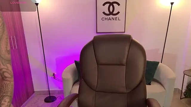 nix rave1 online show from April 7, 7:27 pm