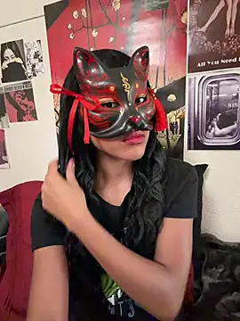 LadyKitsune online show from March 19, 6:29 am