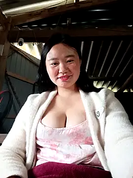 lisn-cute online show from March 9, 3:53 am