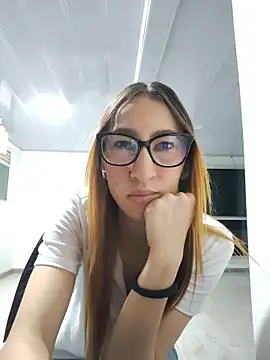 Sara Love 1 online show from May 16, 2:03 am