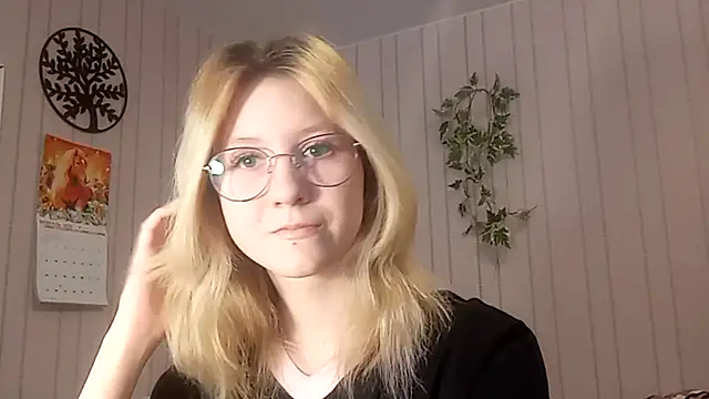 RunawayBr1de online show from February 19, 2:16 pm