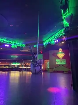 XXX2Freaks online show from March 12, 8:06 am