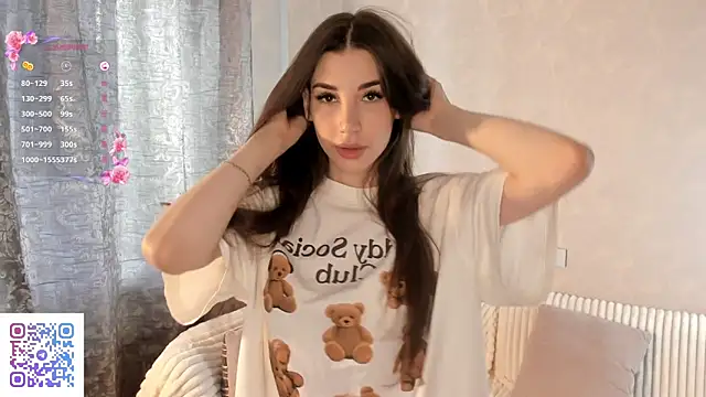 LaneLove1 online show from April 1, 11:00 am