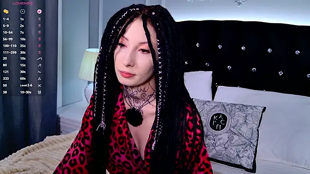 roxy morrison x online show from March 25, 5:49 pm