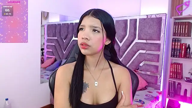 Taylor scottt online show from February 10, 8:45 pm