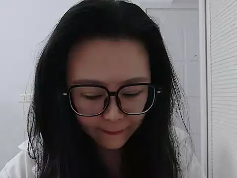 yunchui0101 online show from February 12, 8:05 am