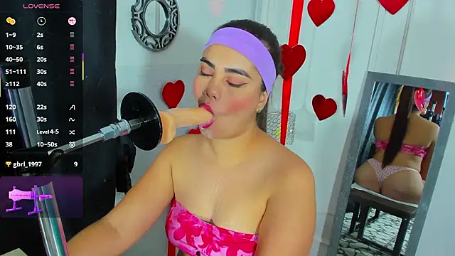 emily prettygirl online show from February 27, 1:33 pm