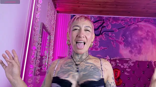 Everlyn sexx online show from February 14, 1:46 pm