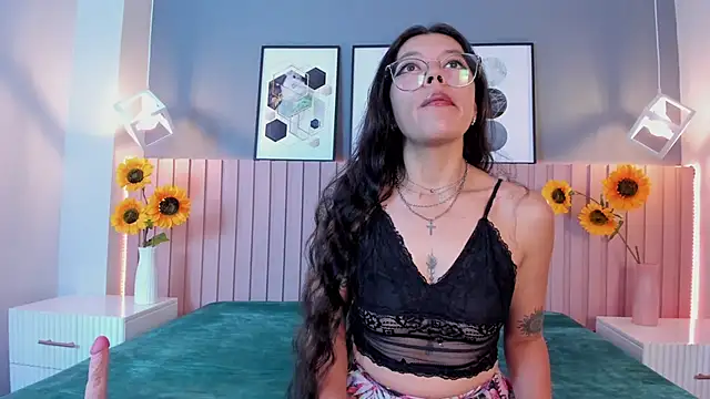 Lanadelrey 1 online show from February 17, 12:26 pm