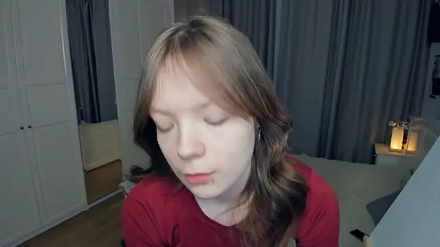 LavenderMitten online show from March 9, 5:54 am