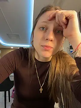 YourSweetArya online show from February 15, 1:43 pm