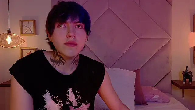 Sateh and Hikary online show from March 13, 10:00 pm