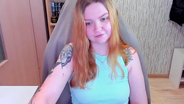 AnitaXVine online show from March 21, 1:16 pm