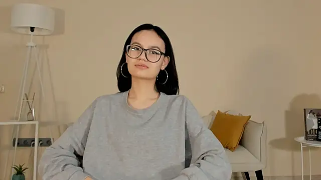 BeatrisRosel online show from February 16, 3:45 pm