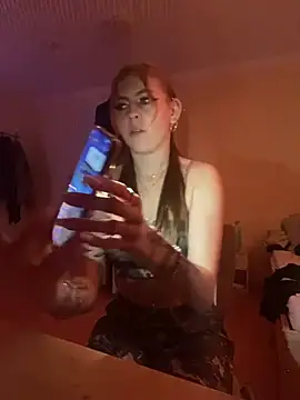 Milli-Kiss online show from February 11, 9:27 pm