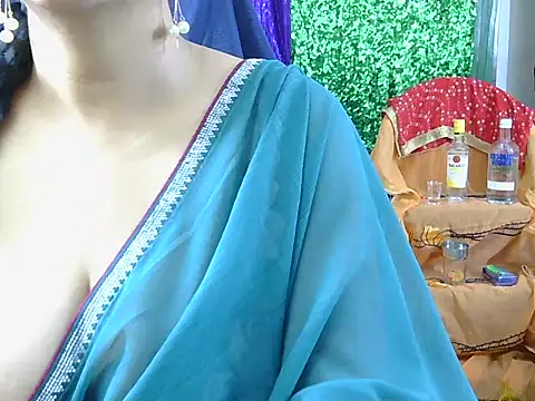 Hot Sonniyaa online show from March 16, 6:06 am