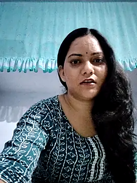 Anushka Singh0 online show from April 1, 5:10 pm