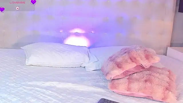 LiiaBloom online show from March 31, 4:34 am