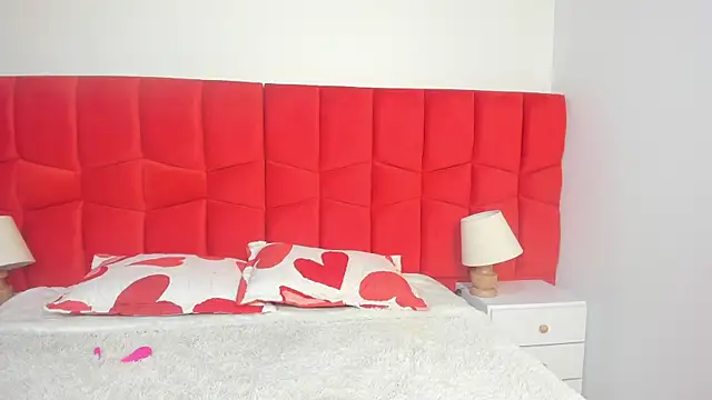 melanie velle online show from March 4, 3:13 am