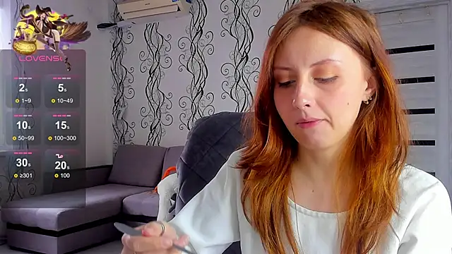 MadelinaJackson online show from May 20, 7:49 am