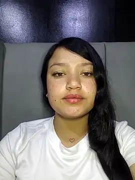 Bloom Dahlia online show from March 20, 11:31 pm