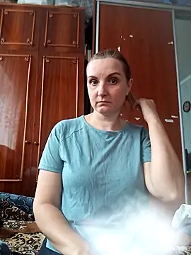 SusanGold9211 online show from April 3, 10:46 am