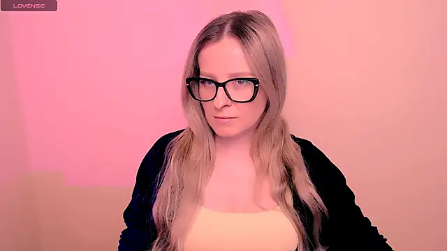 AnnePeach online show from March 26, 5:58 pm