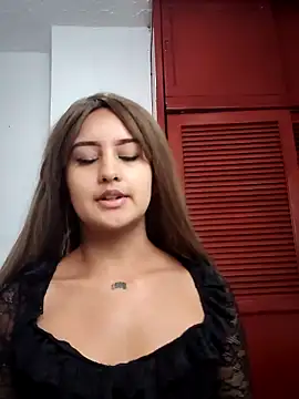 Hade 69 online show from March 31, 2:17 pm