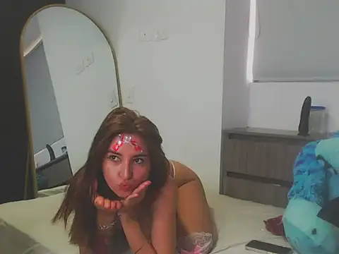 Mis Cersi online show from February 19, 9:46 pm