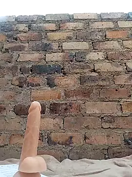 kiki milu online show from April 8, 5:48 pm