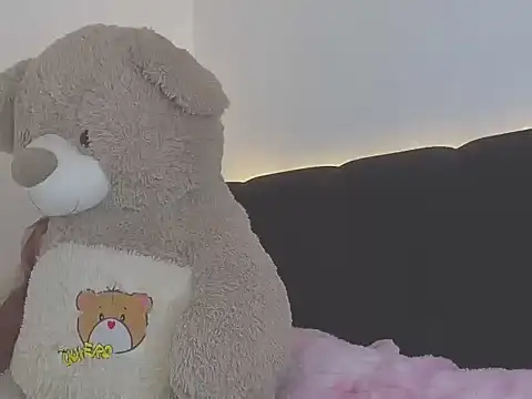 DollfaceInk online show from April 8, 8:55 pm