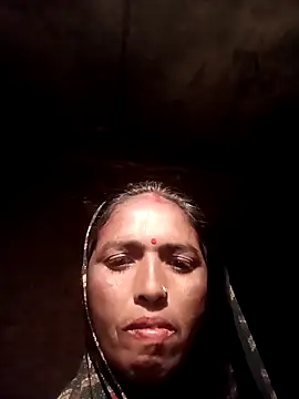 Hot re83 online show from March 1, 10:09 pm