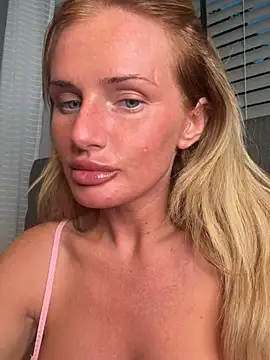 jadey19x online show from July 27, 8:39 pm