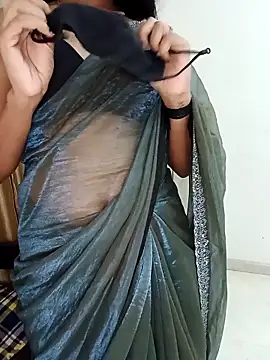 Cutie babes01 online show from April 16, 8:41 pm