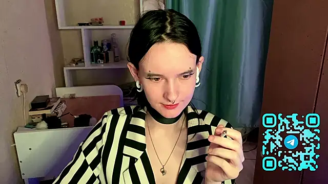 MabelDefina online show from April 16, 10:59 am