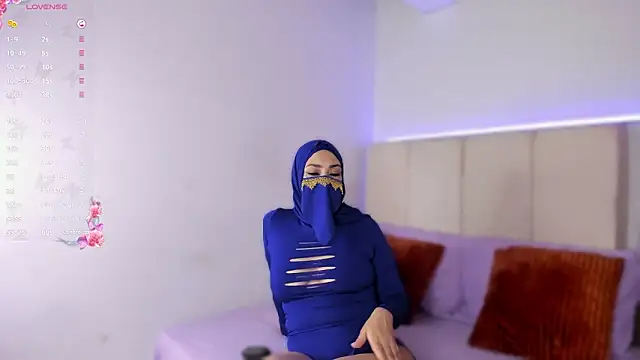 Layla Sahar online show from February 18, 1:10 pm