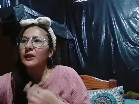 Lulu 036 online show from March 6, 10:05 pm