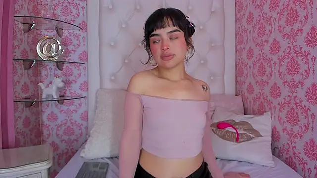 Mai Rouse online show from February 18, 3:22 pm