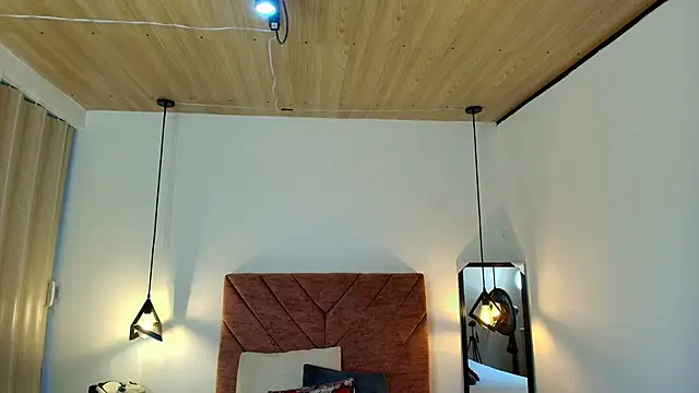 Sofi Blake   online show from February 19, 12:59 pm