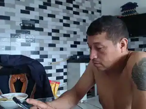 pareja latina2214 online show from February 19, 2:16 pm