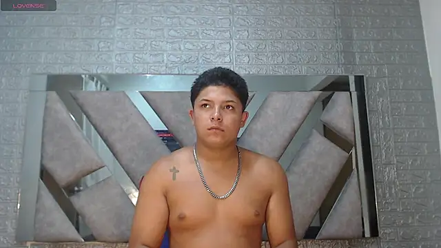 Alexa-Dulce online show from April 1, 11:13 pm