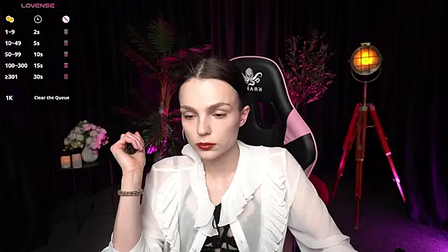 Wild Alice me online show from March 10, 4:00 pm