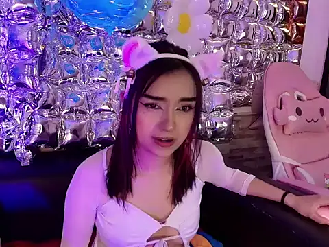 lala cherry online show from March 21, 7:52 pm