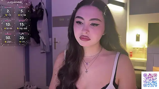 Sweet BerryBabe online show from April 2, 11:46 pm